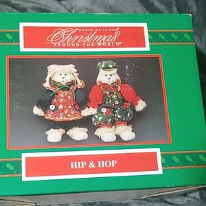House of Lloyd Christmas Hip & Hop Festive Decor
